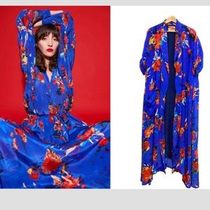 NWT CHUFY Floral Long Satin long Belted Jacket Robe in Blue/Red Size S